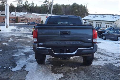 2017 Toyota Tacoma TRD Sport