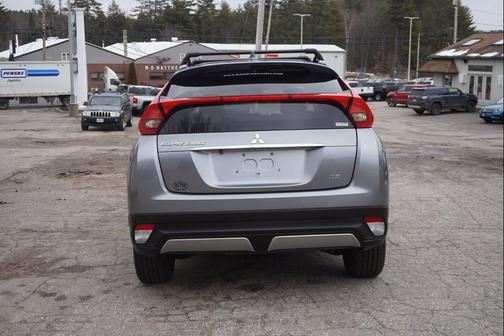 Mercury Gray Metallic 2020 Mitsubishi Eclipse Cross SE