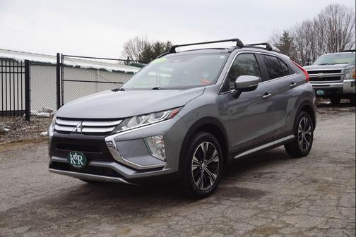 Mercury Gray Metallic 2020 Mitsubishi Eclipse Cross SE