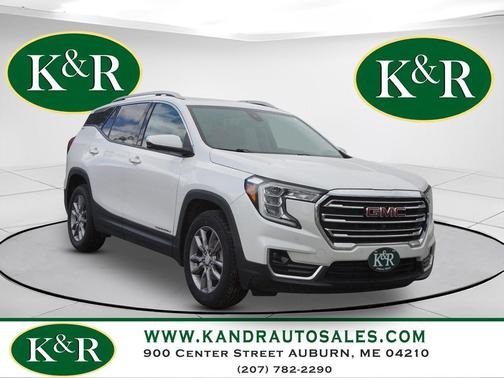 White Frost Tricoat 2022 GMC Terrain SLT