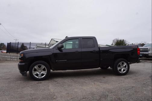 2018 Chevrolet Silverado 1500 Custom