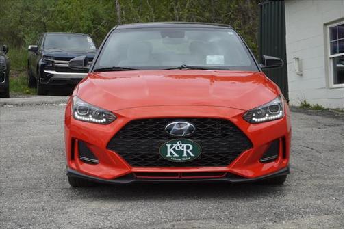 2019 Hyundai Veloster Base