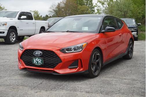 2019 Hyundai Veloster Base