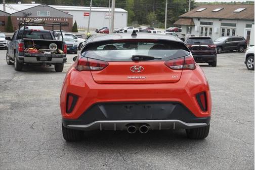 2019 Hyundai Veloster Base