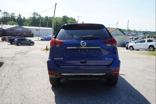 Caspian Blue Metallic 2019 Nissan Rogue SL