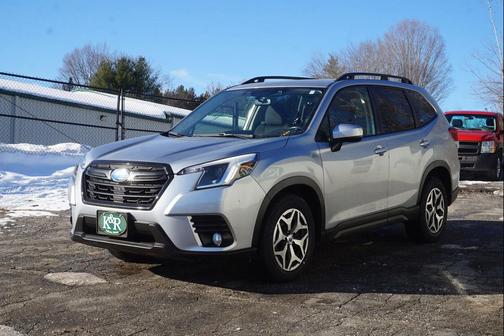2023 Subaru Forester Premium