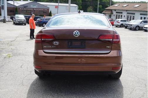 2017 Volkswagen Jetta 1.8T SEL