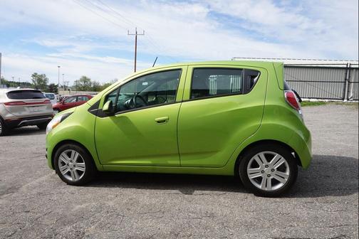 Lime 2014 Chevrolet Spark LS