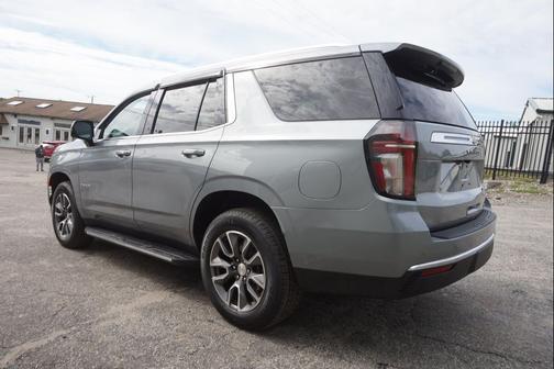 Sterling Gray Metallic 2023 Chevrolet Tahoe LT