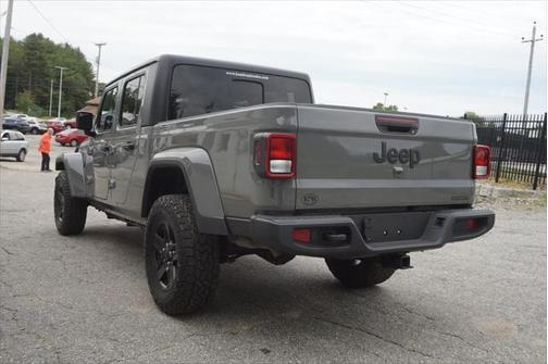 2021 Jeep Gladiator Sport S