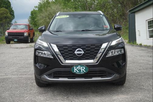 Super Black 2023 Nissan Rogue SL