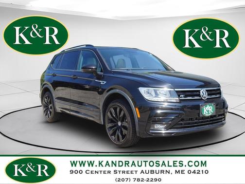 Deep Black Pearl 2021 Volkswagen Tiguan 2.0T