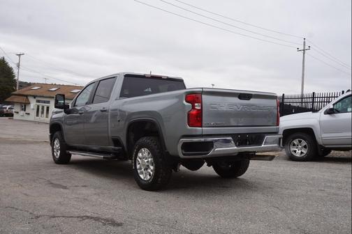 Sterling Gray Metallic 2024 Chevrolet Silverado 2500 LT
