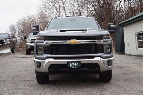 Sterling Gray Metallic 2024 Chevrolet Silverado 2500 LT