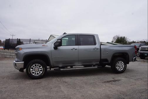 Sterling Gray Metallic 2024 Chevrolet Silverado 2500 LT