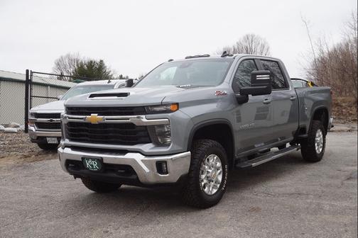 Sterling Gray Metallic 2024 Chevrolet Silverado 2500 LT