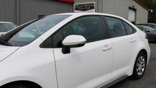 Super White 2020 Toyota Corolla SE