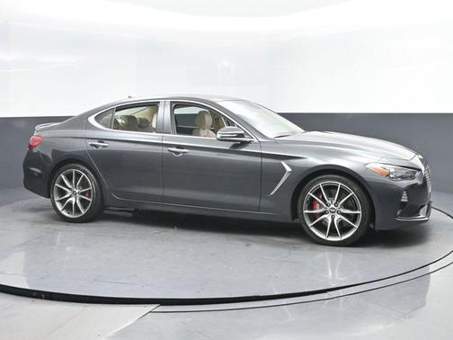 2019 Genesis G70 3.3T Design