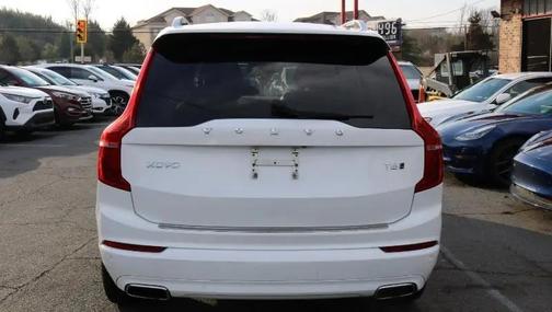 2018 Volvo XC90 T6 Momentum