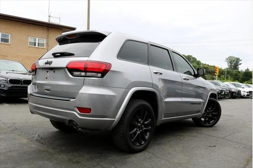 2017 Jeep Grand Cherokee Altitude