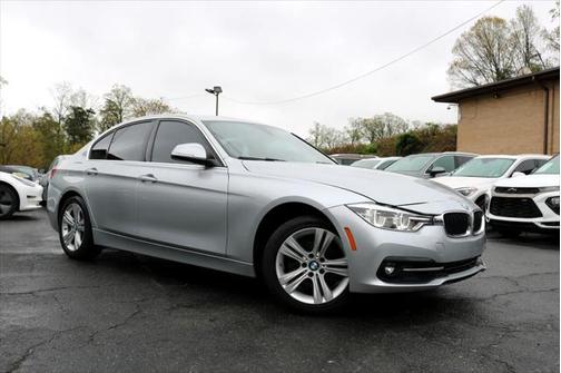 2018 BMW 330 330i Sedan