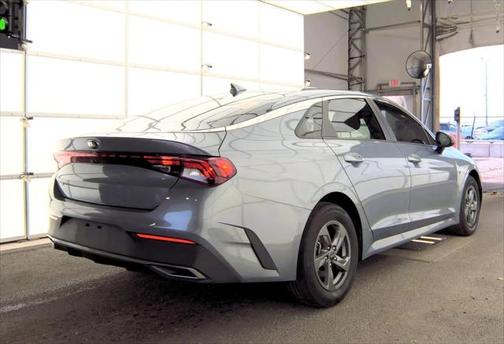 2021 Kia K5 LX