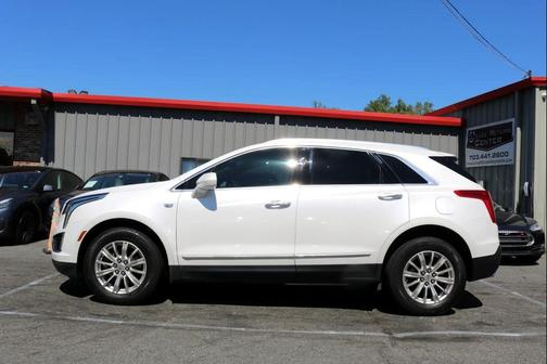 2017 Cadillac XT5 Base