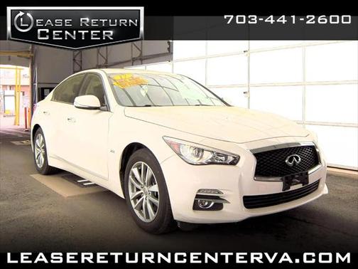 2017 INFINITI Q50 Base
