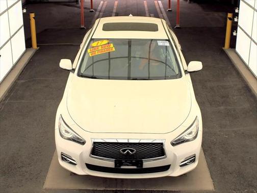 2017 INFINITI Q50 Base