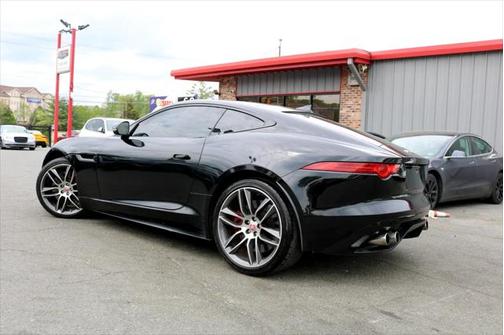 2015 Jaguar F-TYPE R