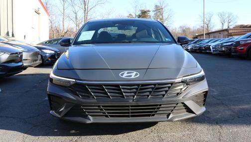 2025 Hyundai ELANTRA Sport