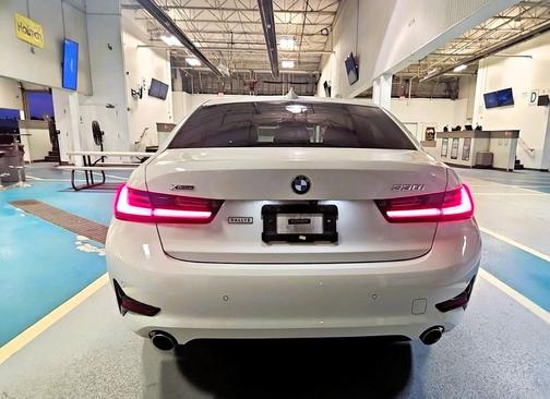 2020 BMW 330 xDrive