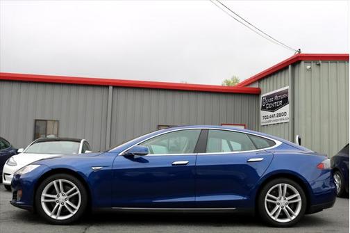 2015 Tesla Model S 85