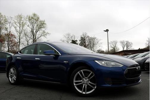 2015 Tesla Model S 85