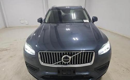 2021 Volvo XC90 T5 Momentum