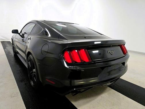 2017 Ford Mustang EcoBoost