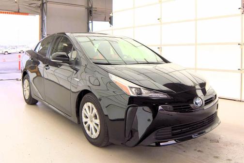 2022 Toyota Prius L