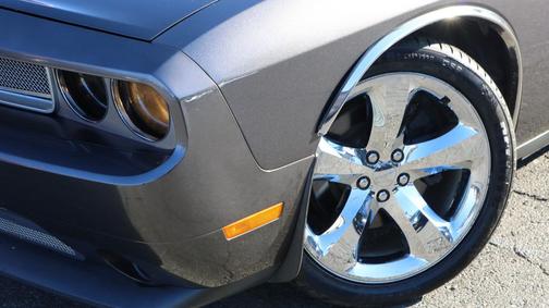 2014 Dodge Challenger SXT