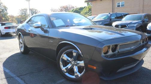 2014 Dodge Challenger SXT