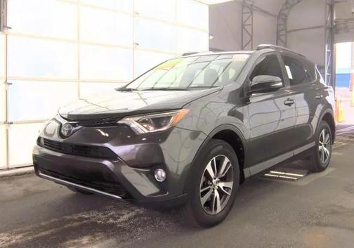 Magnetic Gray Metallic 2018 Toyota RAV4 XLE