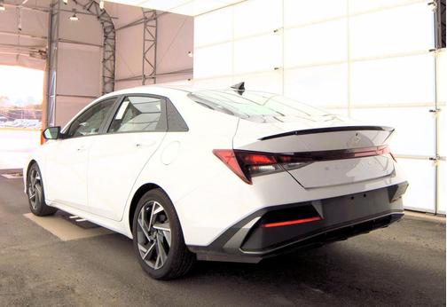 2025 Hyundai ELANTRA Sport