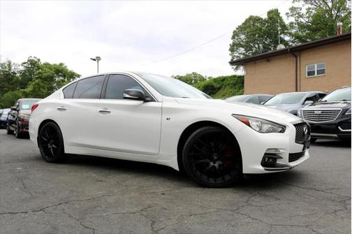 2015 INFINITI Q50 Sport