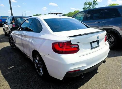 White 2015 BMW M235 xDrive
