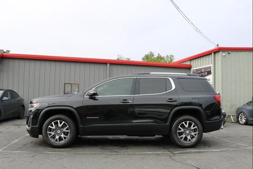 2023 GMC Acadia FWD SLT