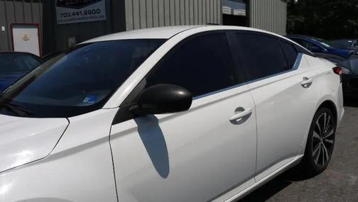 White 2021 Nissan Altima SR FWD
