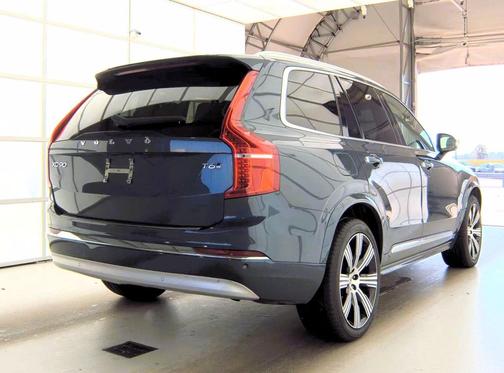 2022 Volvo XC90 T6 Inscription