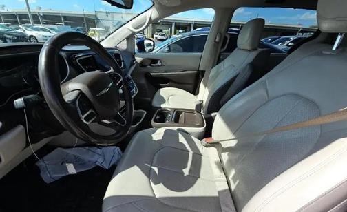 Jazz Blue Pearlcoat 2018 Chrysler Pacifica Touring-L