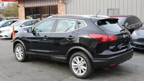 2017 Nissan Rogue Sport SV