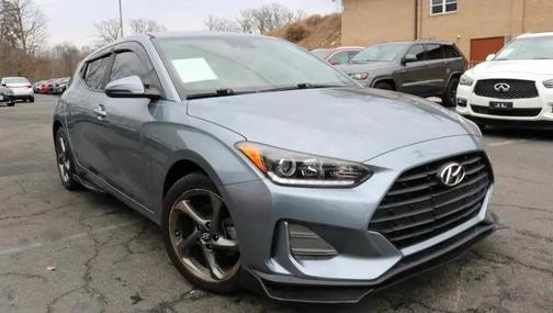 2020 Hyundai Veloster 2