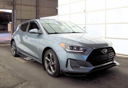 2020 Hyundai Veloster 2